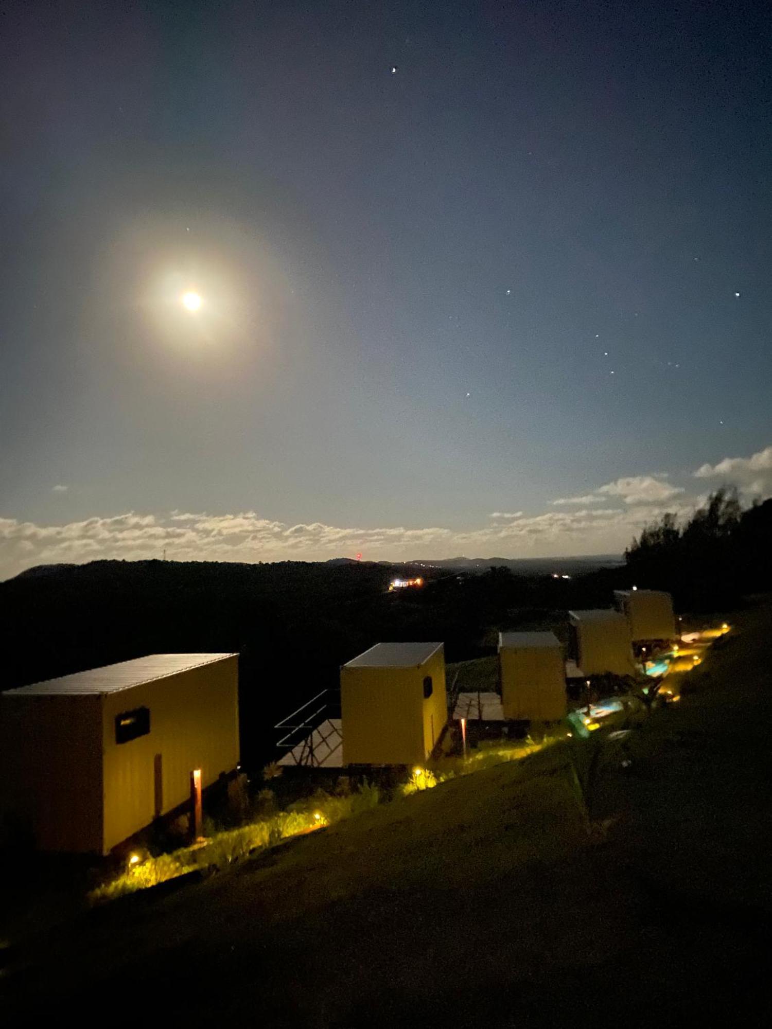 Отель Lejos Eco Retreat Вьекес Экстерьер фото